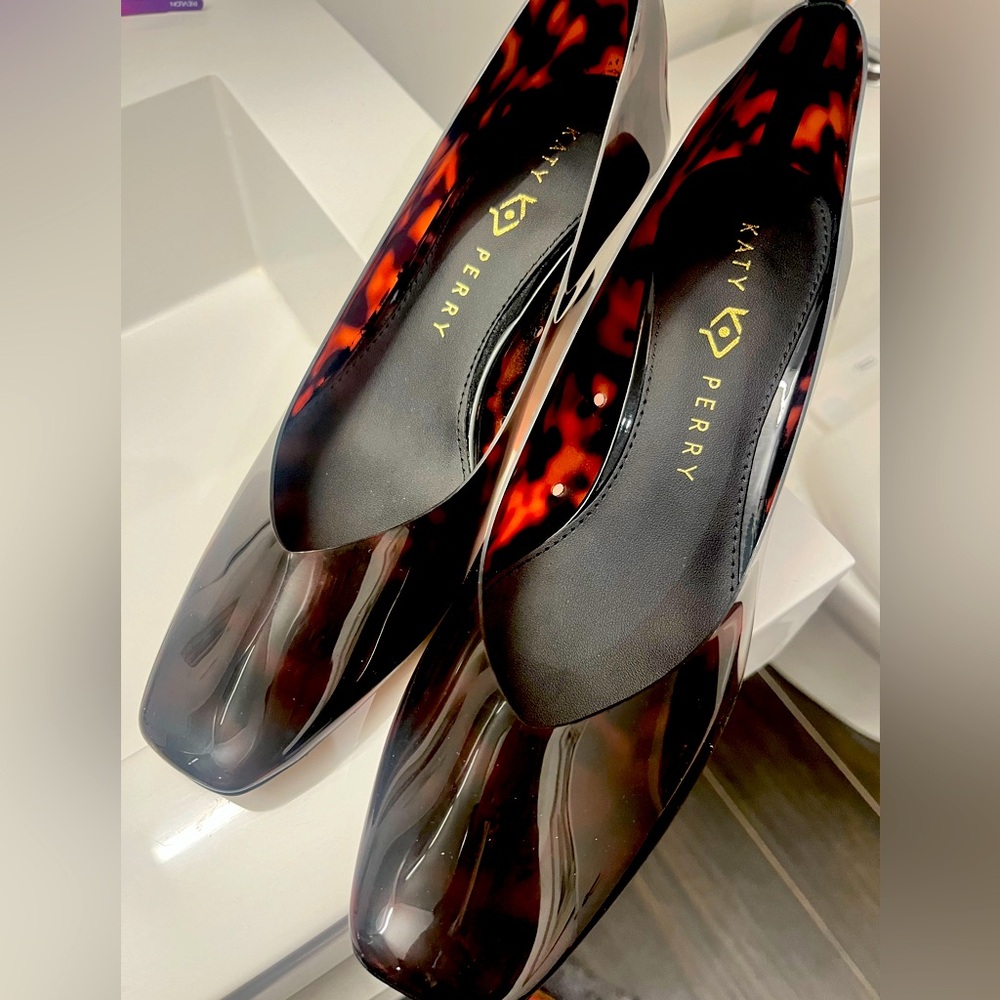 Katy Perry pumps